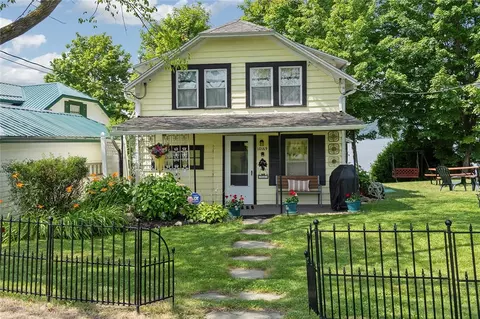 10169 Wine Country Ln, Wayne, NY 14840