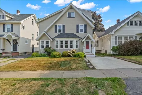 55 Falstaff Rd, Irondequoit, NY 14609
