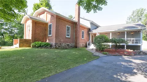 7021 Fisher Rd, Ontario, NY 14519