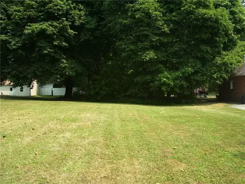 240 Latona Rd, Greece, NY 14626
