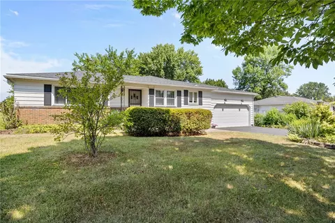 Exterior - 112 Echo St, Irondequoit, NY 14609 photo 2 of 6
