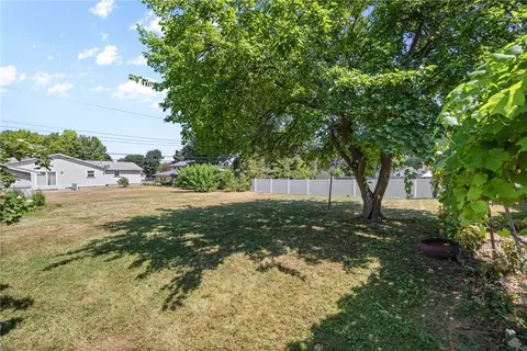 Exterior - 112 Echo St, Irondequoit, NY 14609 photo 6 of 6