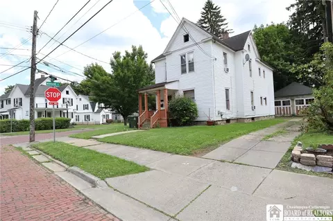 230 Price St, Jamestown, NY 14701