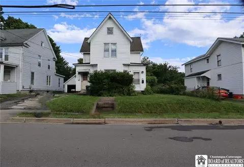 520 Crescent St, Jamestown, NY 14701
