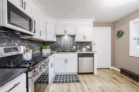 Kitchen - 58 Eileen Cir, Greece, NY 14616 photo 1 of 5