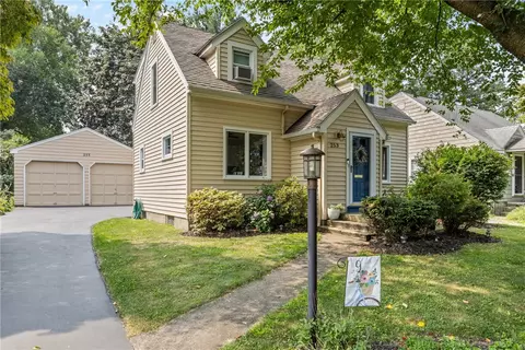 253 Cloverland Dr, Brighton, NY 14610