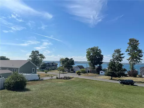 5791 E Lake Rd, Romulus, NY 14541