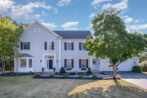 4 Wild Berry Ln, Pittsford, NY 14534