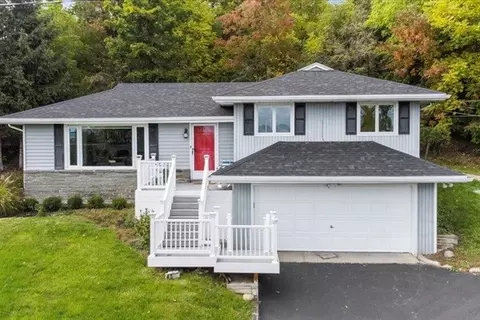 4656 W Lake Rd, Canandaigua, NY 14424