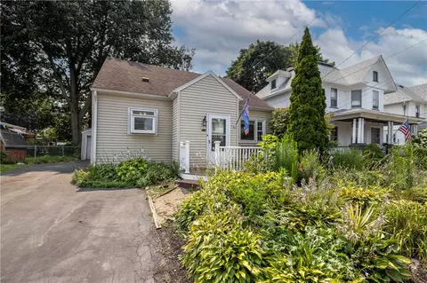 234 Elm St, East Rochester, NY 14445