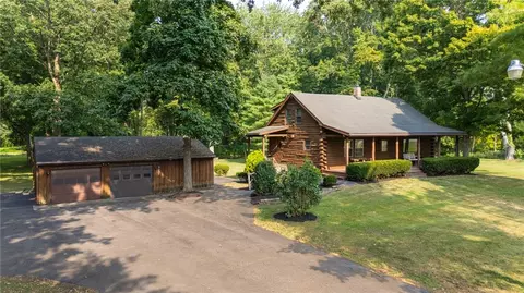 3037 W Walworth Rd, Macedon, NY 14502