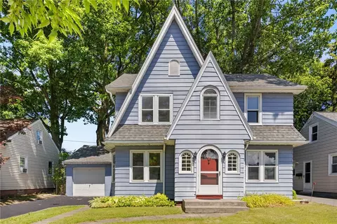 410 Tarrington Rd, Rochester, NY 14609