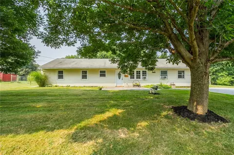 3724 Oakmount Rd, Bristol, NY 14469