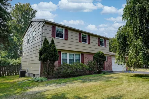 308 Thornell Rd, Pittsford, NY 14534