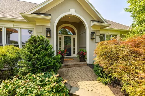 42 Cobble Creek Rd, Victor, NY 14564