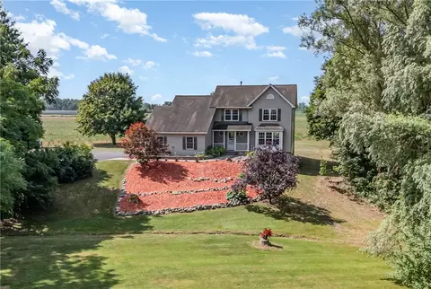 495 Colby St, Ogden, NY 14559