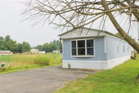 124 Chestnut St, Mount Morris, NY 14510