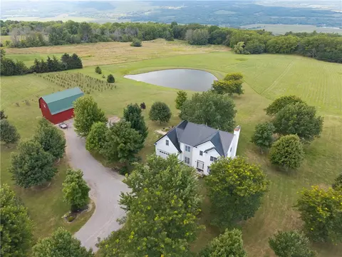 8200 Logan Rd, Sparta, NY 14437