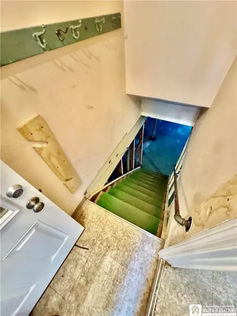 Entry Way - 1725 Park St, Olean, NY 14760 photo 2 of 3