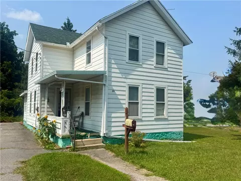 23 Erie St, Mount Morris, NY 14510