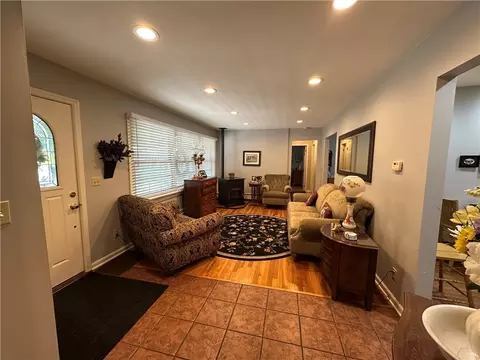 Entry Way - 3276 Walker Rd, Sennett, NY 13021 photo 2 of 4