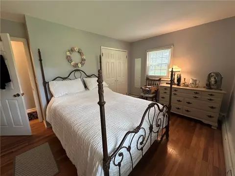 Bedroom - 3276 Walker Rd, Sennett, NY 13021 photo 4 of 5