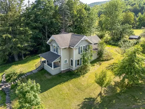 5157 County Route 6, Middletown, NY 12459