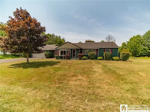 2187 Swanson Rd, Ellicott, NY 14701
