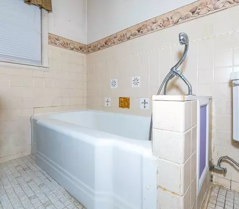 Bath - 268 Watauga Ave, Corning, NY 14830 photo 2 of 3