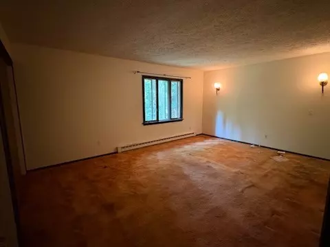 Living - 312 Mallard Dr, Irondequoit, NY 14622 photo 3 of 3
