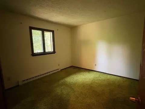 Bedroom - 312 Mallard Dr, Irondequoit, NY 14622 photo 3 of 3