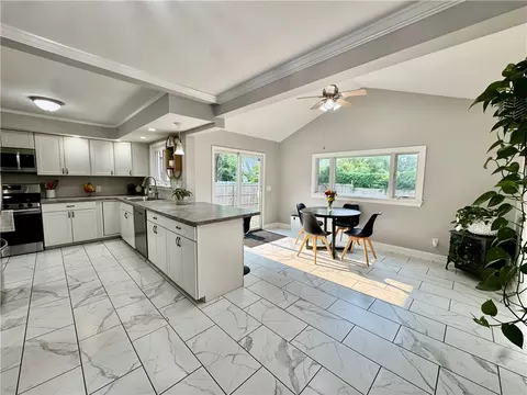 64 Garford Rd, Irondequoit, NY 14622 photo 6