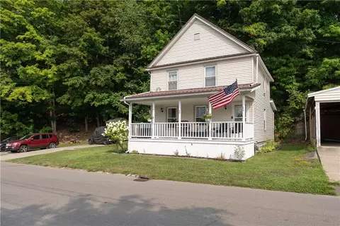 30 Glen Ave, Hornell, NY 14843