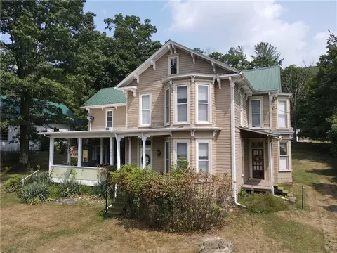 7227 3rd St, Gibson, PA 15832