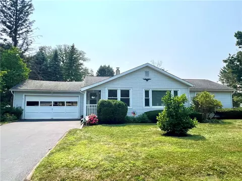 419 W Hinds Ave, Sherrill, NY 13461