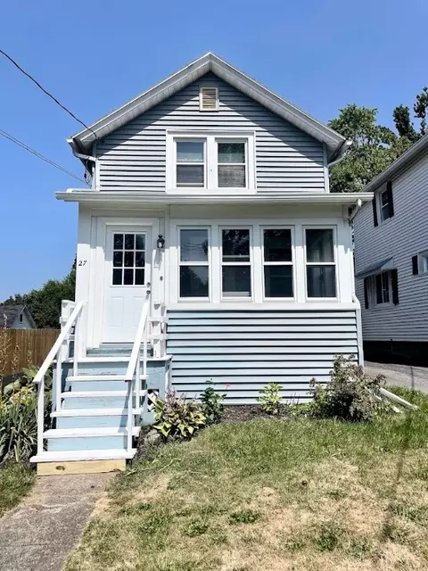 27 Hamilton Ave, Auburn, NY 13021
