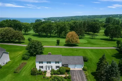 179 Dwyer Dr, Geneva, NY 14456