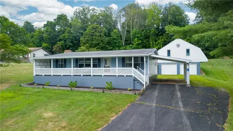 13 Capitol Dr, Lawrenceville, PA 16929