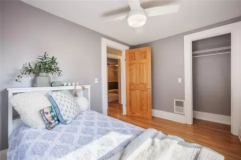 Bedroom - 81 Peart Ave, Irondequoit, NY 14622 photo 6 of 6