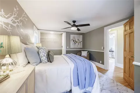 Bedroom - 81 Peart Ave, Irondequoit, NY 14622 photo 4 of 6