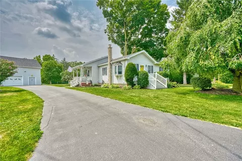 2139 Buffalo St, Seneca, NY 14561