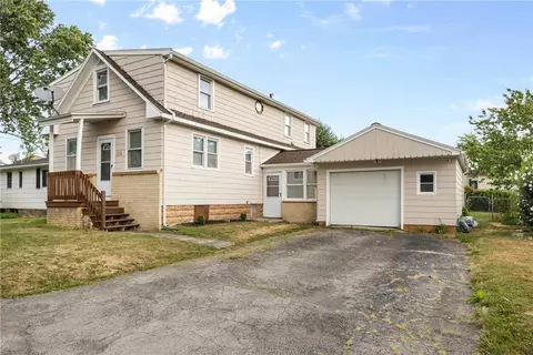 126 Bennett Ave, Irondequoit, NY 14609 photo 3
