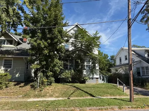8 Velox St, Rochester, NY 14615