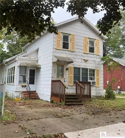 214 Robin St, Dunkirk, NY 14048