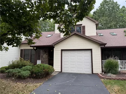 48 Pumpkin Hl, Chili, NY 14624