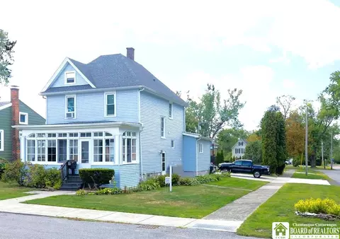 501 Mckinley Ave, Dunkirk, NY 14048