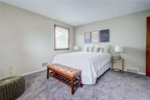 Bedroom - 41 Ridge Castle Dr, Irondequoit, NY 14622 photo 1 of 3