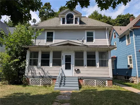179 Warwick Ave, Rochester, NY 14611