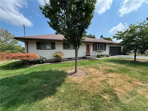 222 State Route 88 S, Arcadia, NY 14513