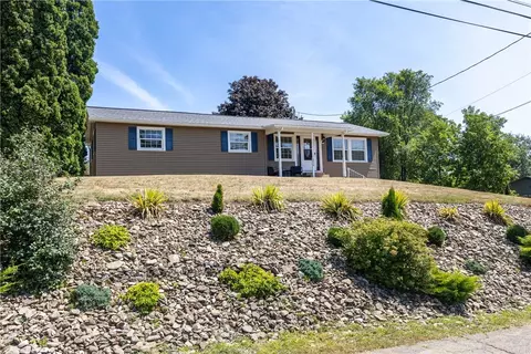6858 Lakeview Ter, Bath, NY 14810